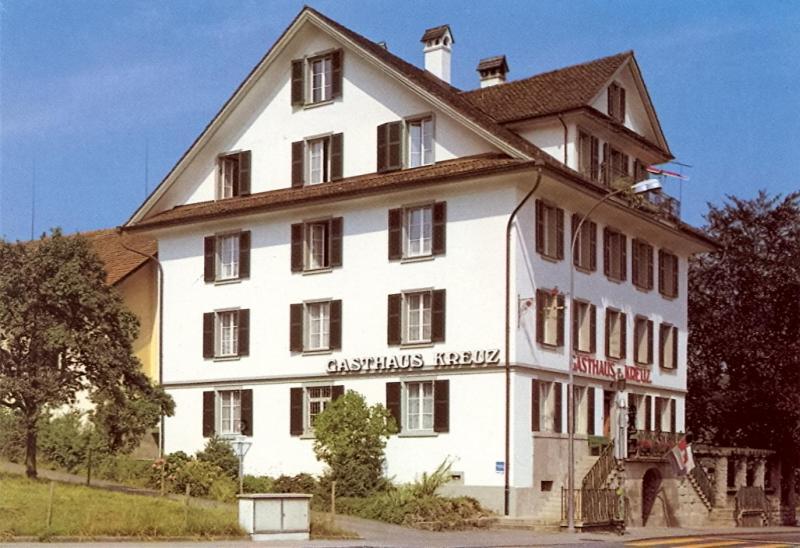 Gasthaus Zum Kreuz Meggen Luaran gambar