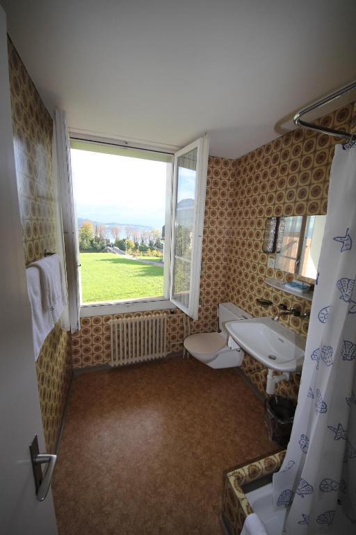 Gasthaus Zum Kreuz Meggen Bilik gambar